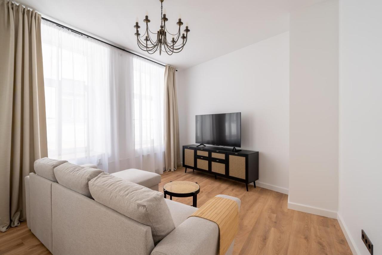Spacious 1-Bedroom Apartment In The Heart Of Old Town Riga Exterior photo