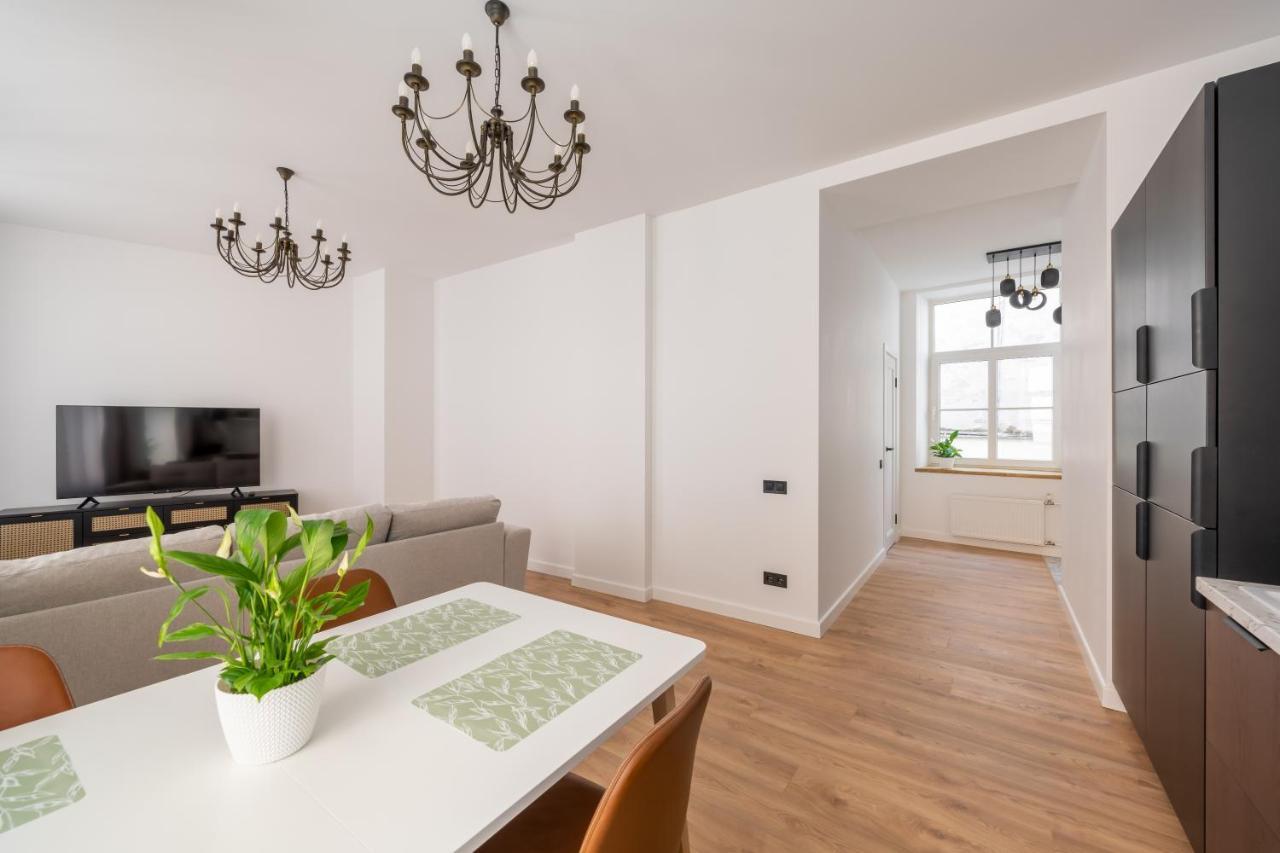 Spacious 1-Bedroom Apartment In The Heart Of Old Town Riga Exterior photo